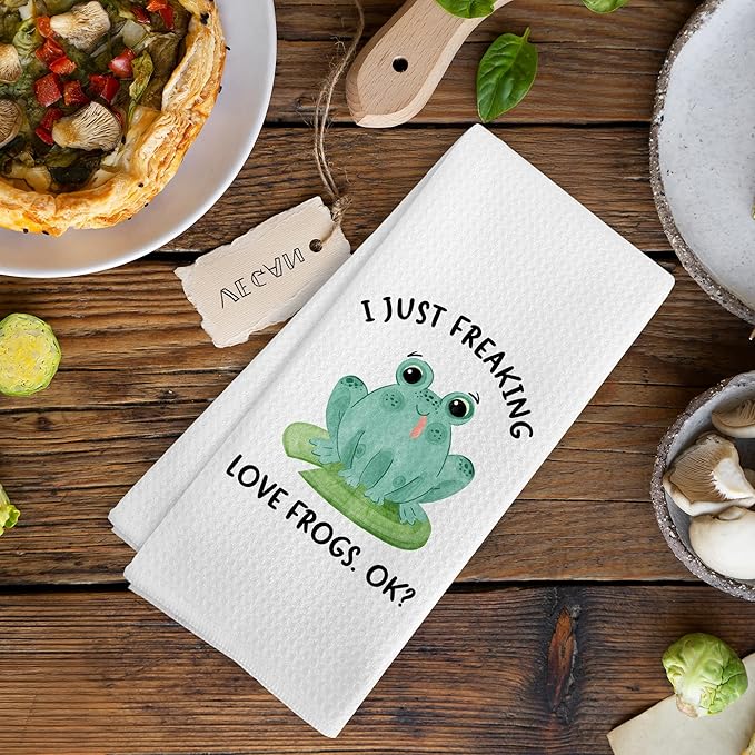 Funny Frog Kitchen Towels Gifts for Women, Frog Bathroom Decor Decorations for Home, Cute Kids I Just Freaking Love Frogs Decor Dish Hand Tea Towels Stuff for Bathroom Kitchen, 16x24 Inches