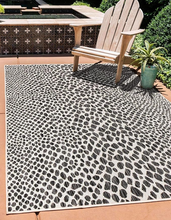 Unique Loom Outdoor Collection Area Rug - Cape Town (3' 3' x 5' 3' Rectangle, Black/ Ivory)