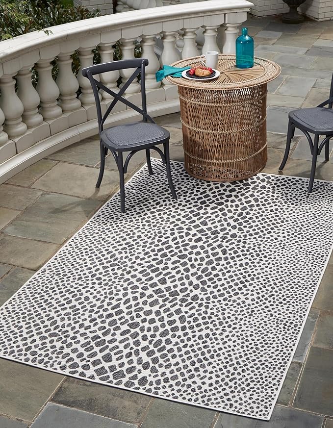 Unique Loom Outdoor Collection Area Rug - Cape Town (10' x 14' 1' Rectangle, Black/ Ivory)