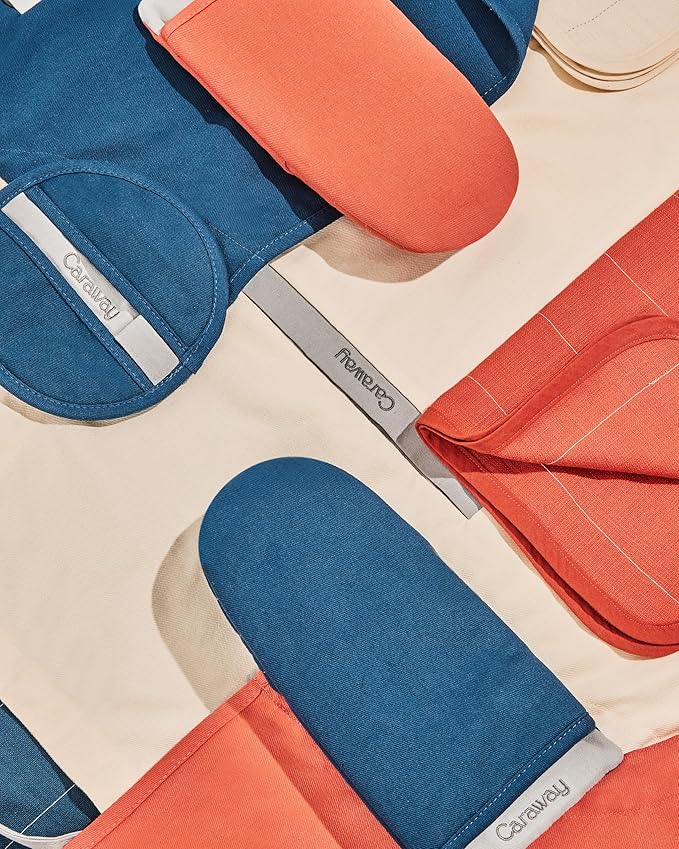 Caraway Oven Mitts - 100% Organic Cotton Oven Mitt - Double-Layer & Stain-Resistant Stitching - Safe Handling of Hot Kitchenware - Set of 2 - Perracotta