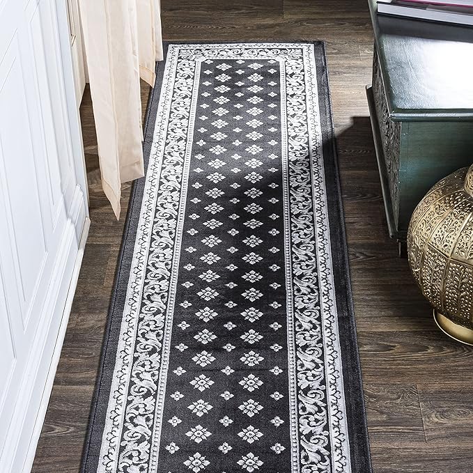 JONATHAN Y Acanthus French Border Black/Gray Runner Rug, 2x10, Vintage, Bohemian, Easy-Cleaning for Living Room, Bedroom, Kitchen, Pet Friendly, Non-Shedding (MDP504A-210)