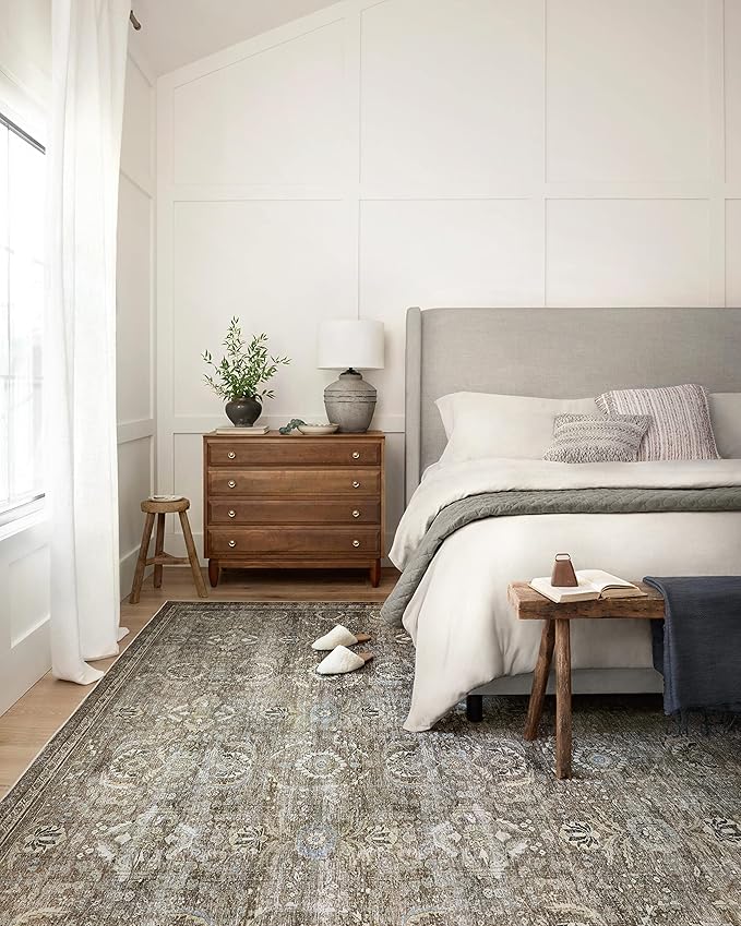 Loloi Layla Collection LAY-13 Antique/Moss 2'-0" x 5'-0" .13" Thick Accent Rug, Soft, Durable, Vintage Inspired, Distressed, Low Pile, Non-Shedding, Easy Clean, Printed, Living Room Rug