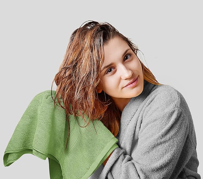 Utopia Towels 8 Piece Luxury Towel Set – Majestic Plush, Super Absorbent & Quicker-to-Dry, Thick 100% Ring Spun Cotton Towels for Bathroom, Spa & Hotel – 2 Bath, 2 Hand, 4 Washcloths, Sage Green