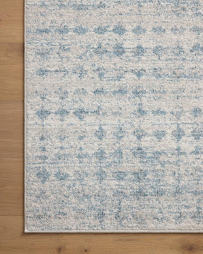Loloi Kamala Collection KAM-04 Sky/Dove 2'-7" x 8'-0" Runner Rug