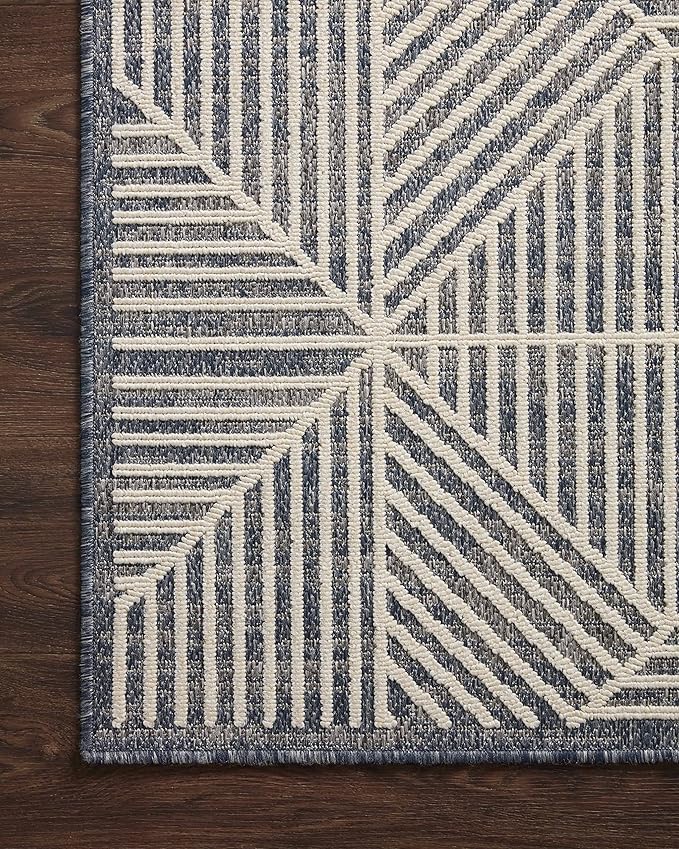 Loloi Rainier Collection RAI-03 Denim/Ivory 9'-2" x 12'-2" Area Rug