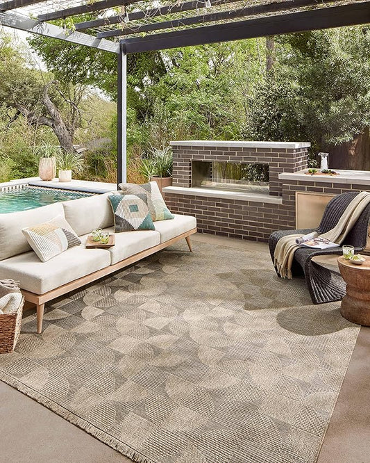 Loloi Dawn Collection Indoor/Outdoor DAW-08 Beige 2'-3" x 3'-9" Accent Rug