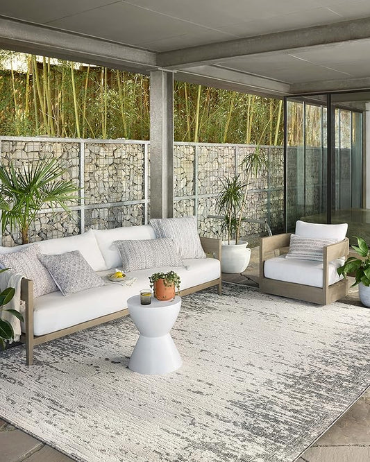 Loloi Rainier Collection RAI-01 Ivory/Grey 9'-2" x 12'-2" Area Rug