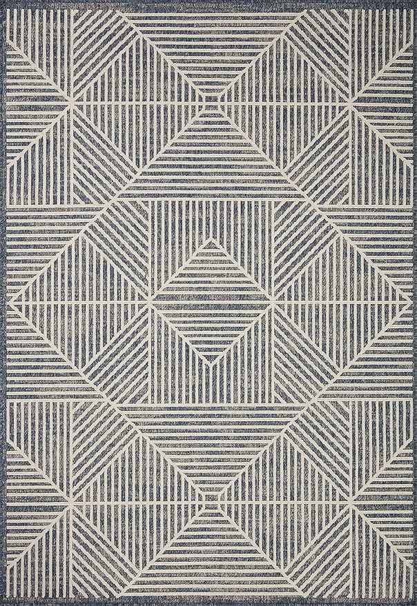 Loloi Rainier Collection RAI-03 Denim/Ivory 5'-3" x 7'-7" Area Rug