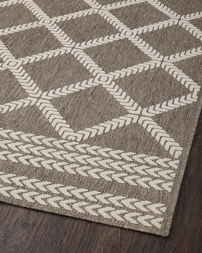 Loloi Rainier Collection RAI-05 Natural/Ivory 9'-2" x 12'-2" Area Rug