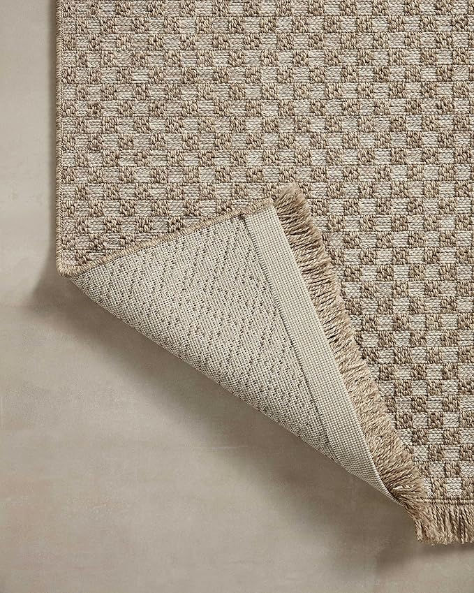 Loloi Dawn Collection Indoor/Outdoor DAW-02 Tan 2'-3" x 3'-9" Accent Rug