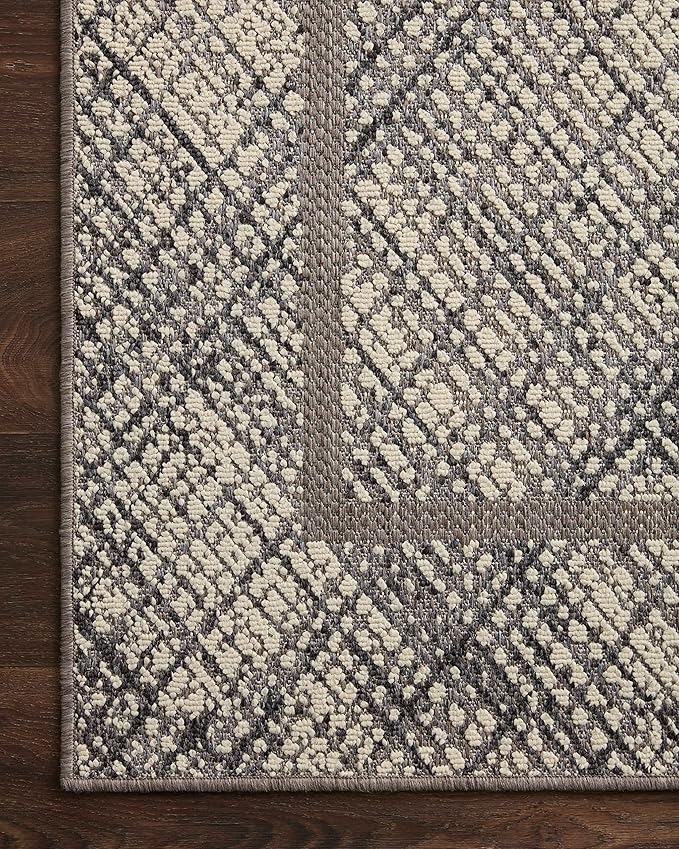 Loloi Rainier Collection RAI-10 Ivory/Charcoal 7'-10" x 10'-10" Area Rug