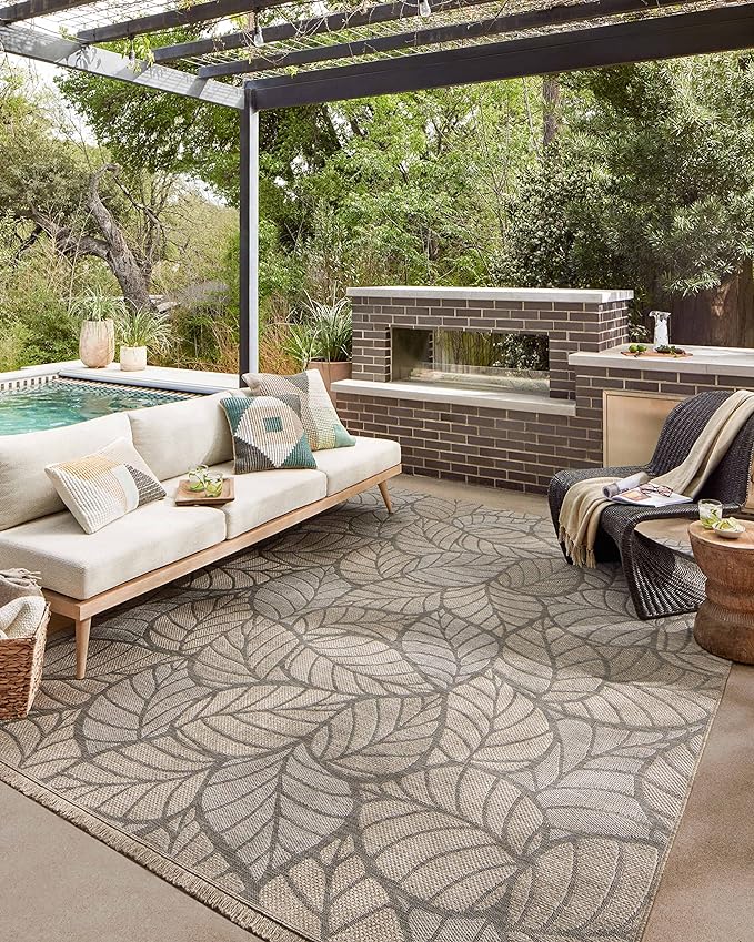 Loloi Dawn Collection Indoor/Outdoor DAW-05 Taupe 3'-9" x 5'-9" Accent Rug